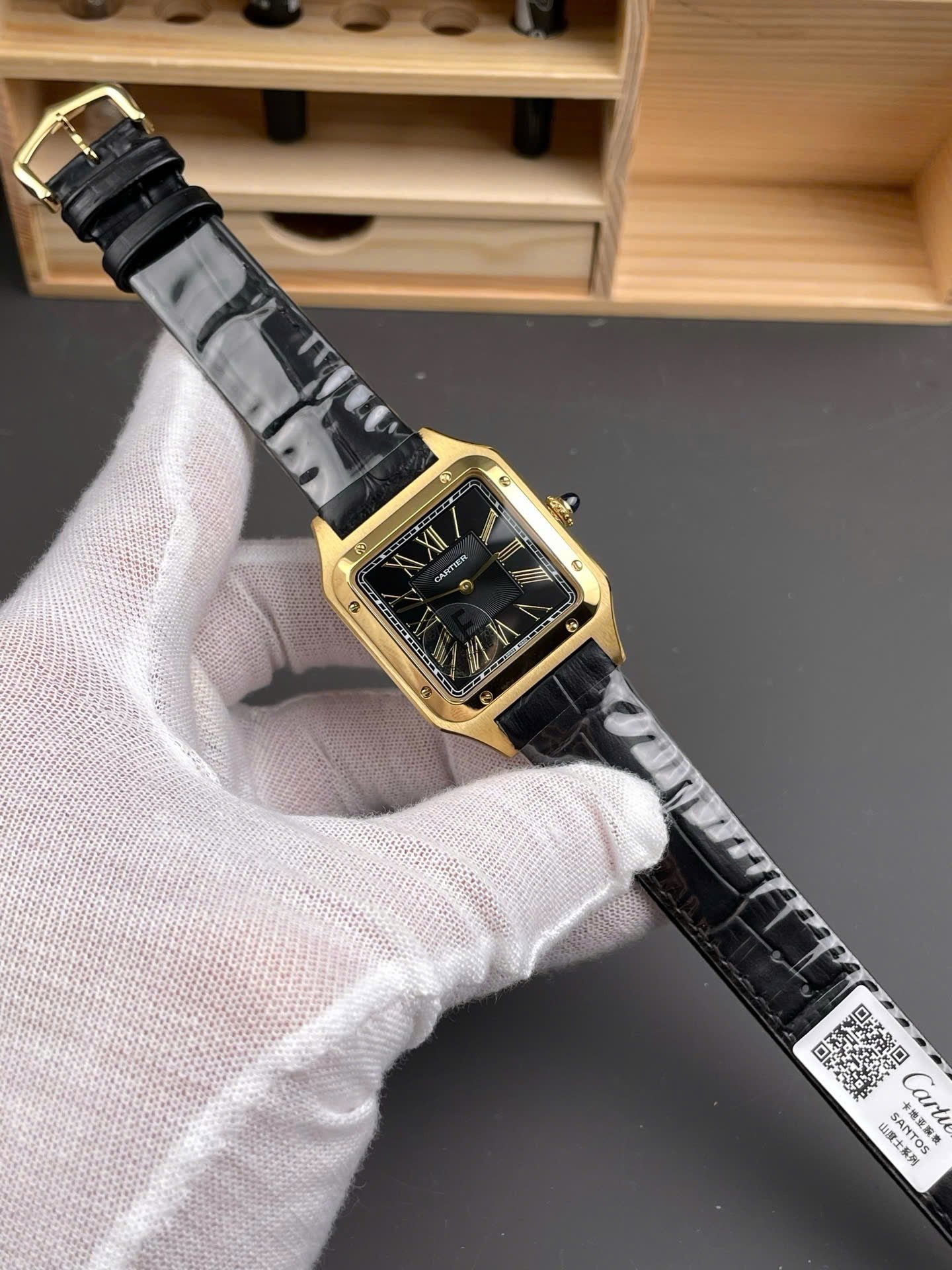 Cartier Santos-Dumont WGSA0077 Watch Men Leather Strap Black 43,5×31,4mm