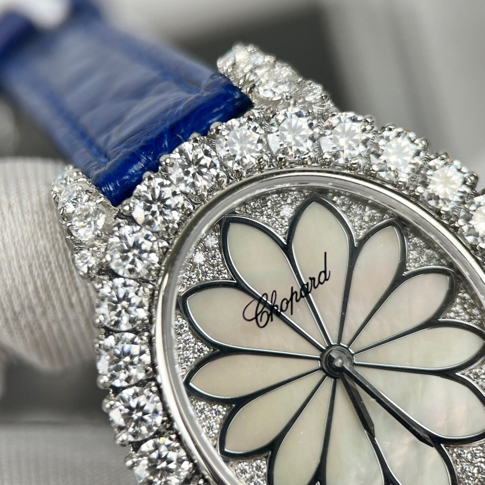 Chopard Women’s Watch Full Diamond Moissanite Blue 34mm - Image 5