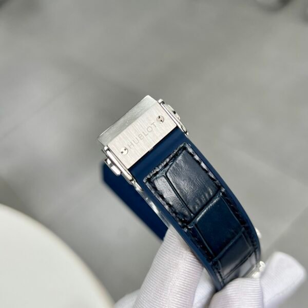 Hublot  Watch With Full Diamond Case Blue 38mm - Image 8
