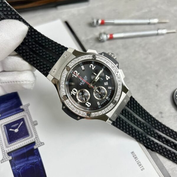 Hublot  Watch Big Bang Geneve Chronograph With Diamonds Bezel 44mm - Image 2
