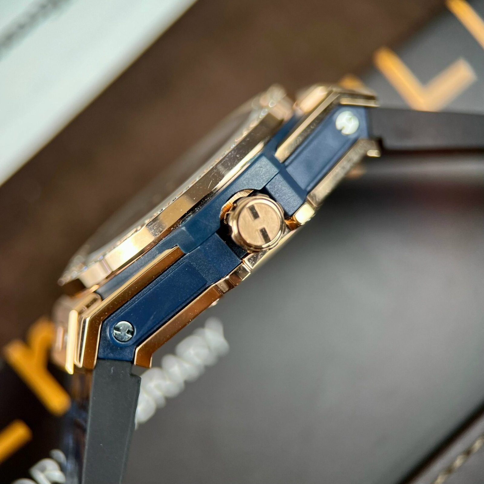 Hublot Big Bang Watch Blue Dial With Moissanite Diamond 39mm - Image 5