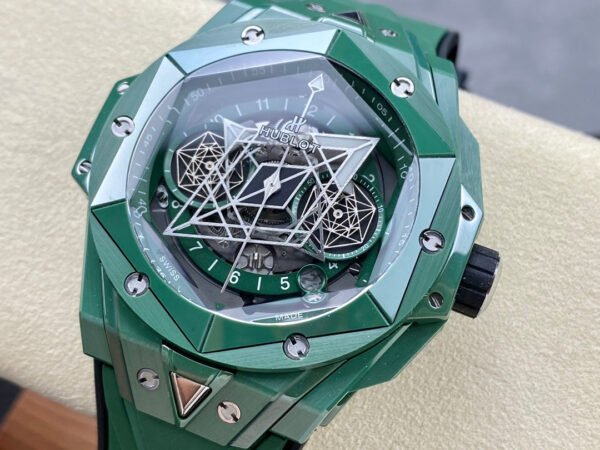 Hublot Big Bang Sang Bleu II  Watch Ceramic Green 44mm - Image 2