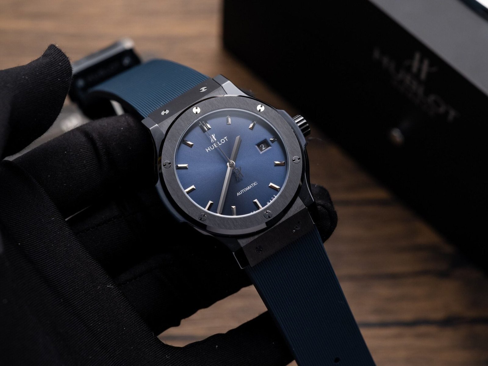 Hublot Classic Fusion Ceramic Blue Dial Rubber Strap 42mm
