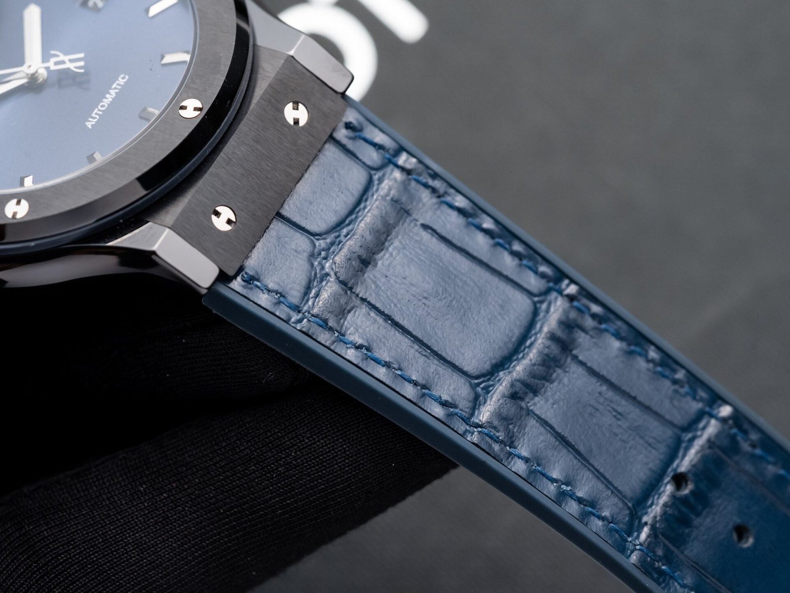 Hublot Classic Fusion Ceramic Blue Dial Watch Leather Strap 42mm - Image 5