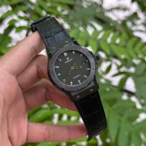 Hublot Classic Fusion Ceramic Carbon Dial  Watch 42mm