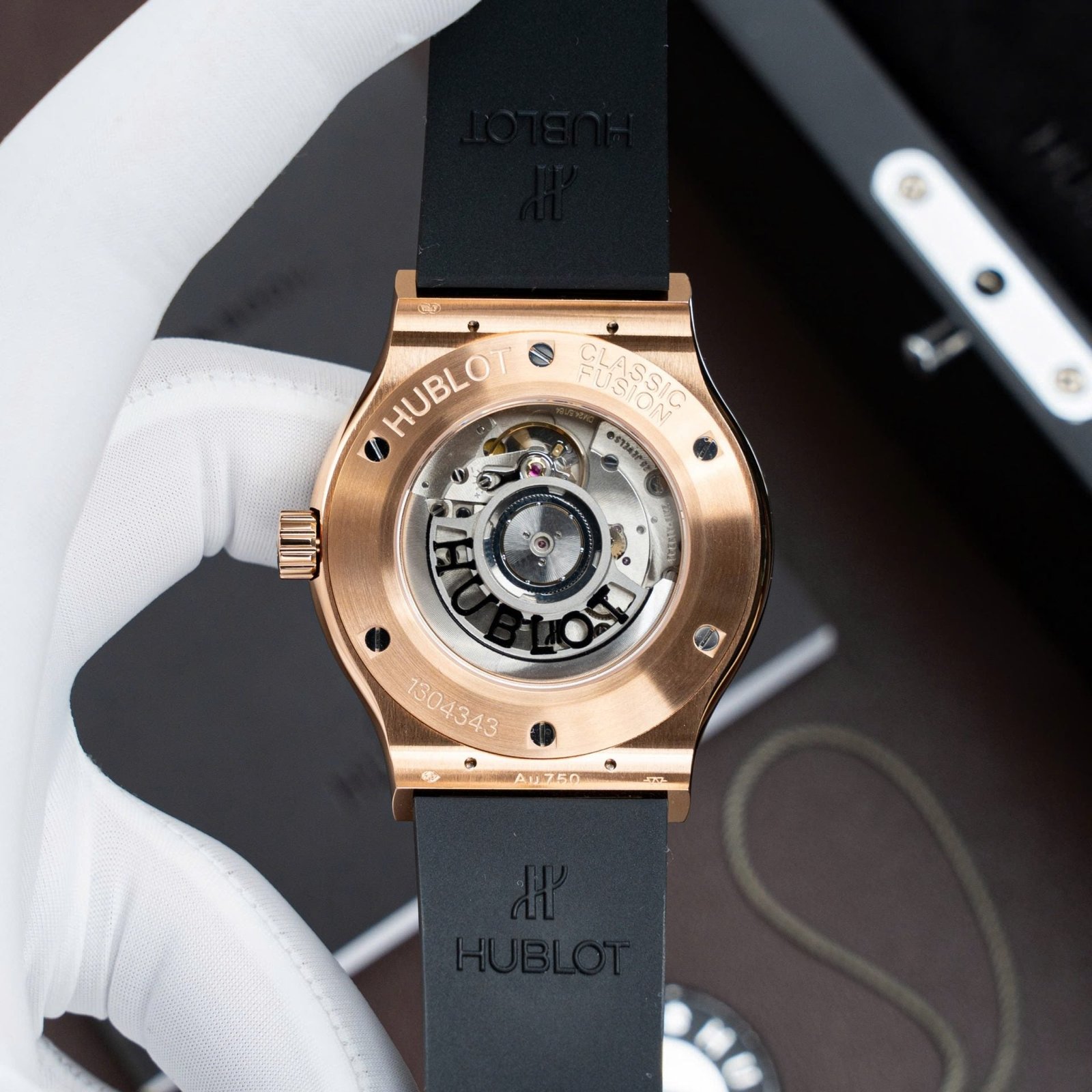 Hublot Classic Fusion King Gold Black Dial Watch Movement SW300 Rubber Strap 42mm - Image 7