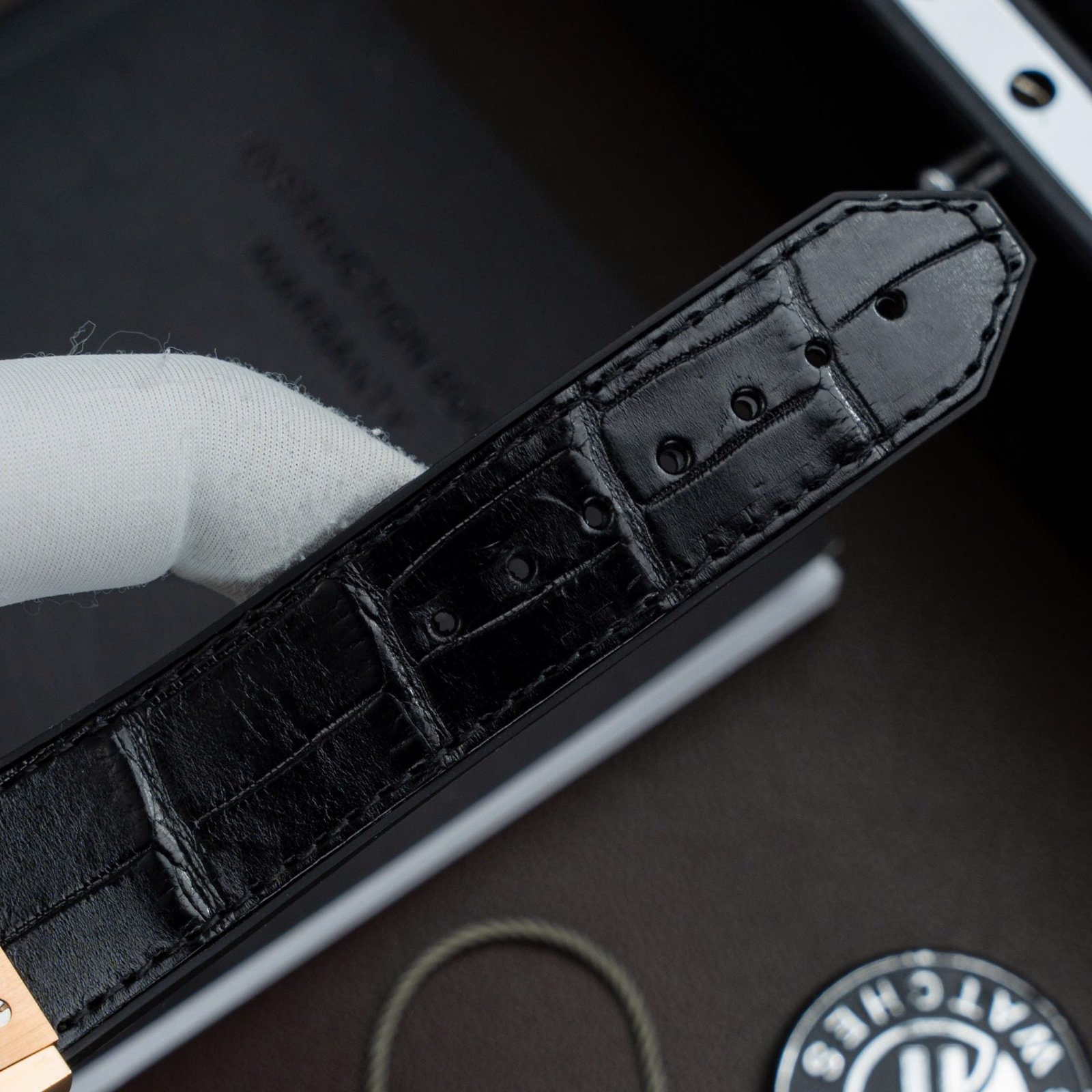 Hublot Classic Fusion King Gold Watch Black Dial Movement SW300 Crocodile Leather Strap 42mm - Image 9