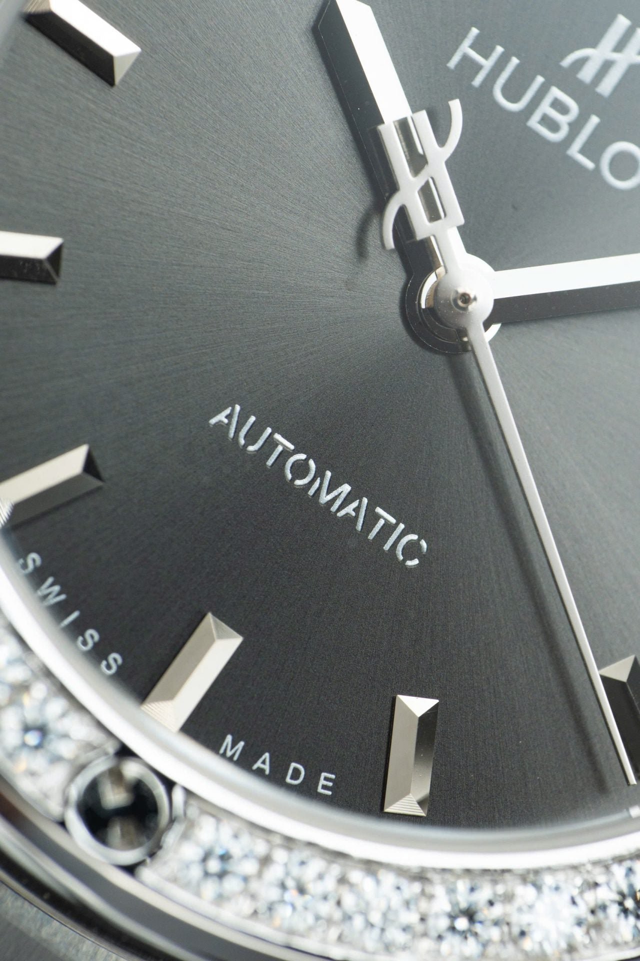 Hublot Classic Fusion Dial Gray Watch Bezel Diamonds Moissanite 38mm - Image 5