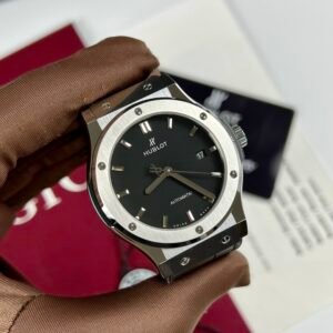Hublot  Watch Classic Fusion Titanium Black Dial 42mm
