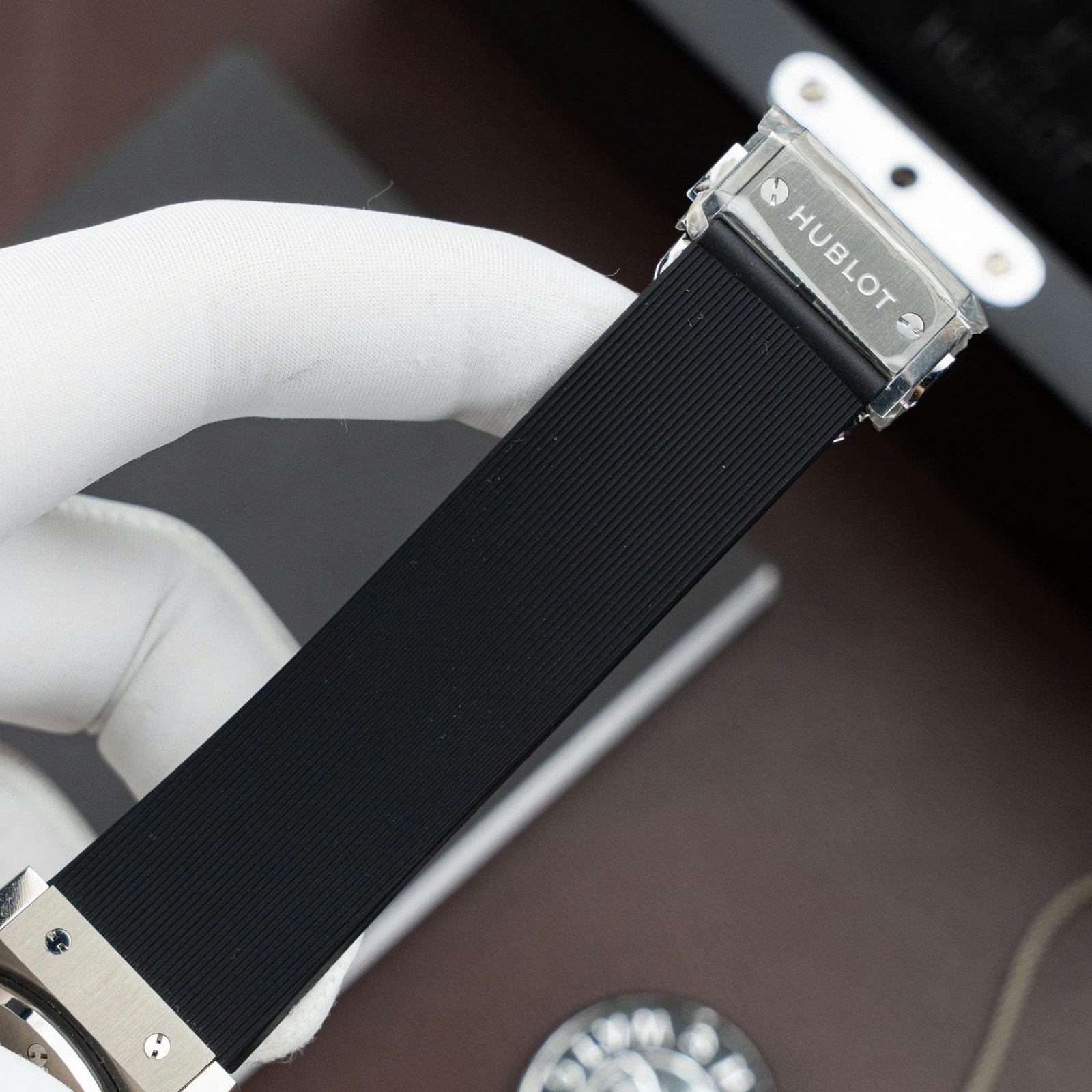 Hublot Classic Fusion Titanium Dial Black Watch Movement SW300 Rubber Strap 42mm - Image 9