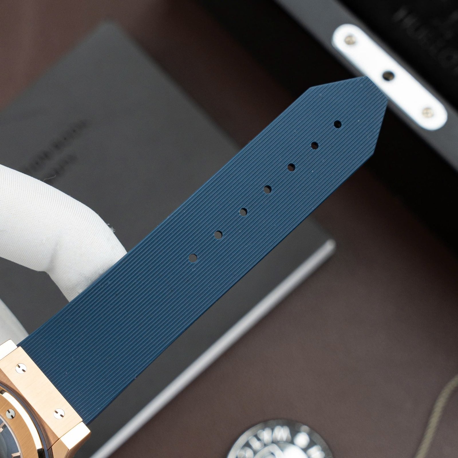 Hublot Watch Classic Fusion King Gold Dial Blue Movement SW300 Rubber Strap 42mm - Image 9