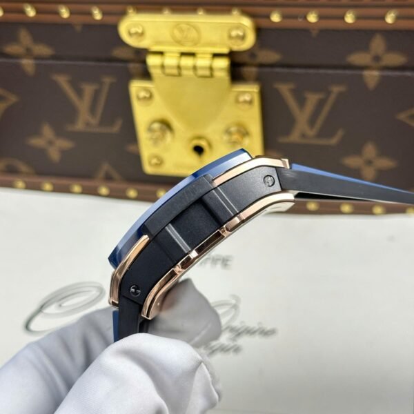 Hublot Spirit Of Big Bang Watch Bezel Ceramic Blue 42mm - Image 7
