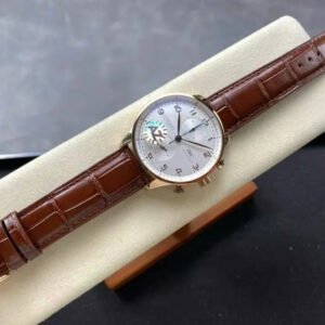 IWC Schaffhausen Watch White Dial Leather Strap 41mm