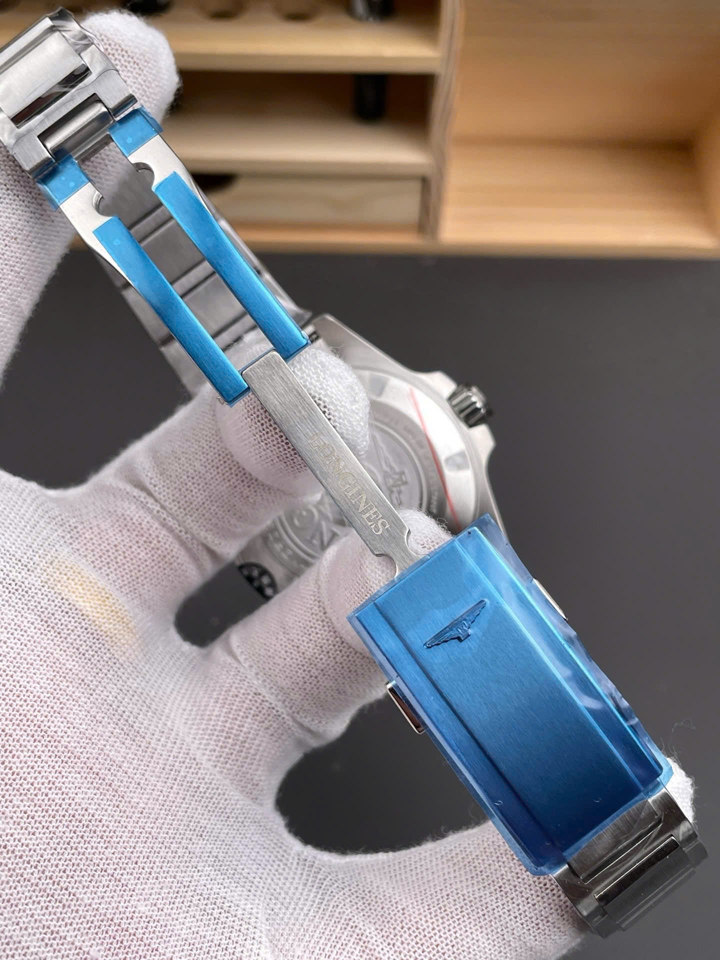 Longines Conquest Chronograph Watch White Dial 42mm - Image 9