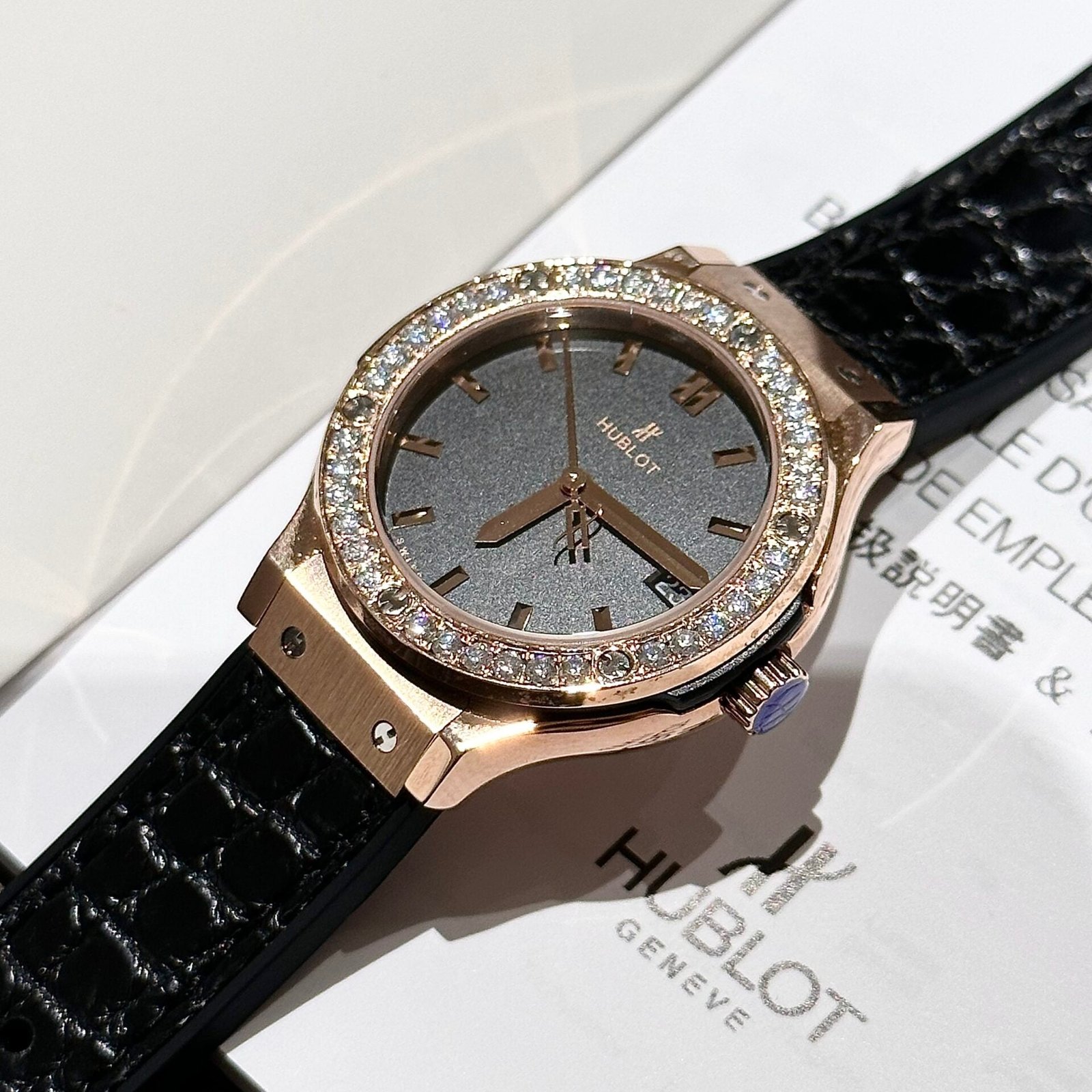 Hublot Classic Fusion Watch Moissanite Diamond 33mm - Image 3