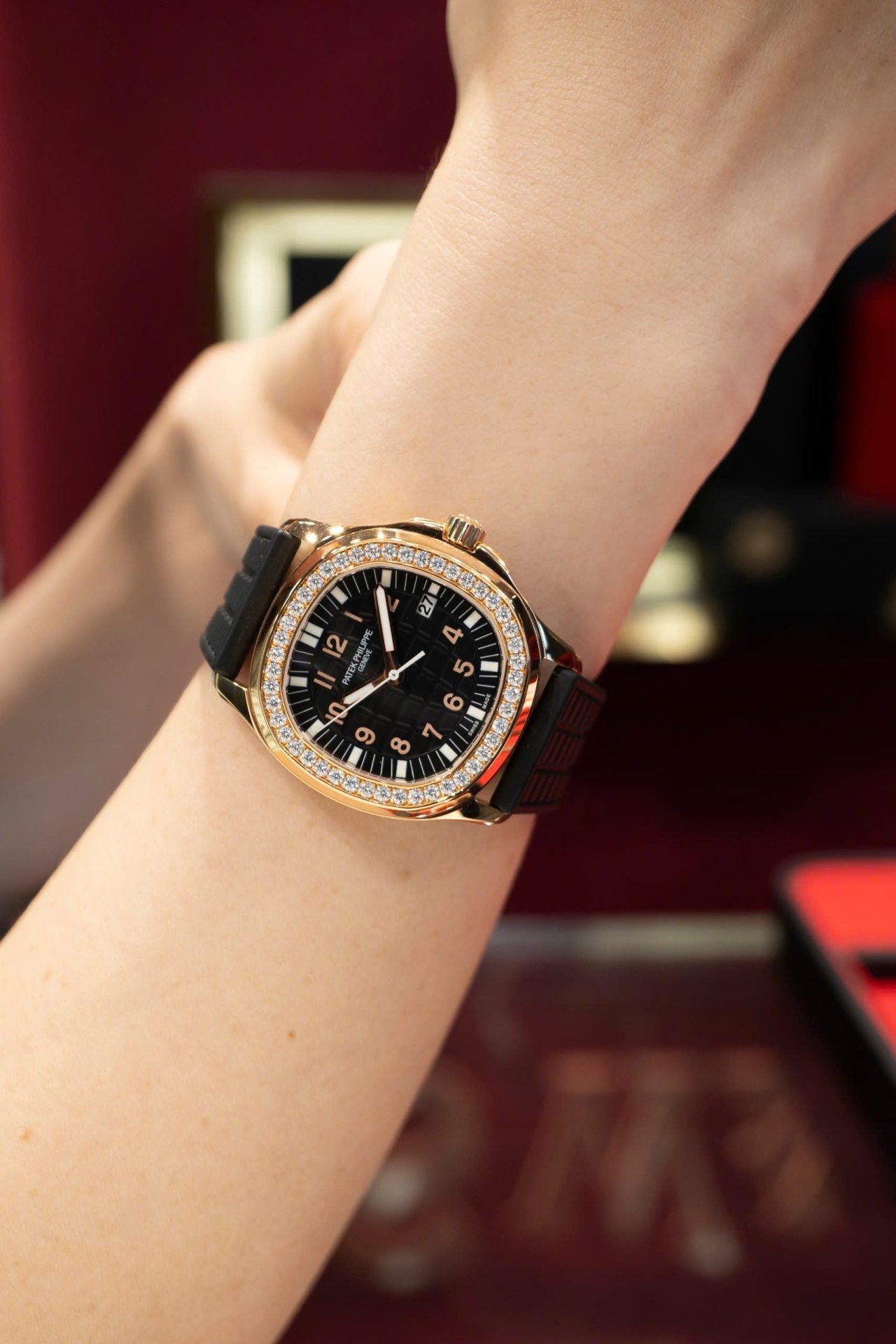 Patek Philippe Aquanaut 5067 Moissanite Diamonds 35.6mm - Image 2