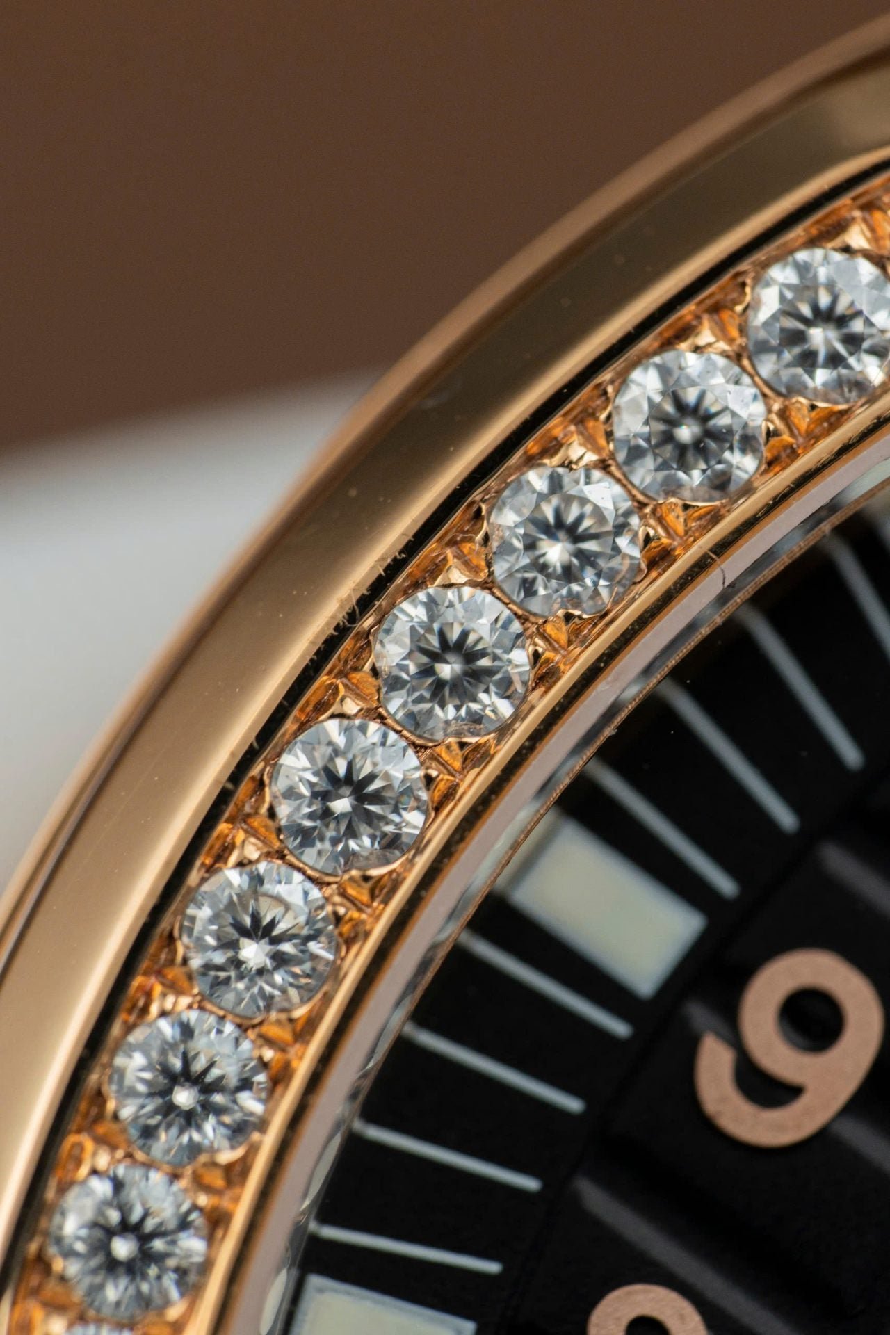 Patek Philippe Aquanaut 5067 Moissanite Diamonds 35.6mm - Image 3