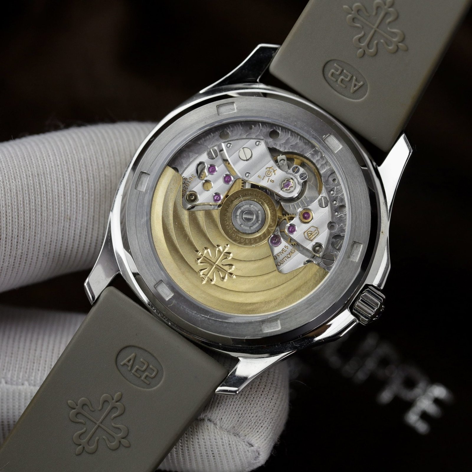 Patek Philippe Watch Aquanaut 5067 Gray Dial Rubber Strap 35.6mm - Image 7