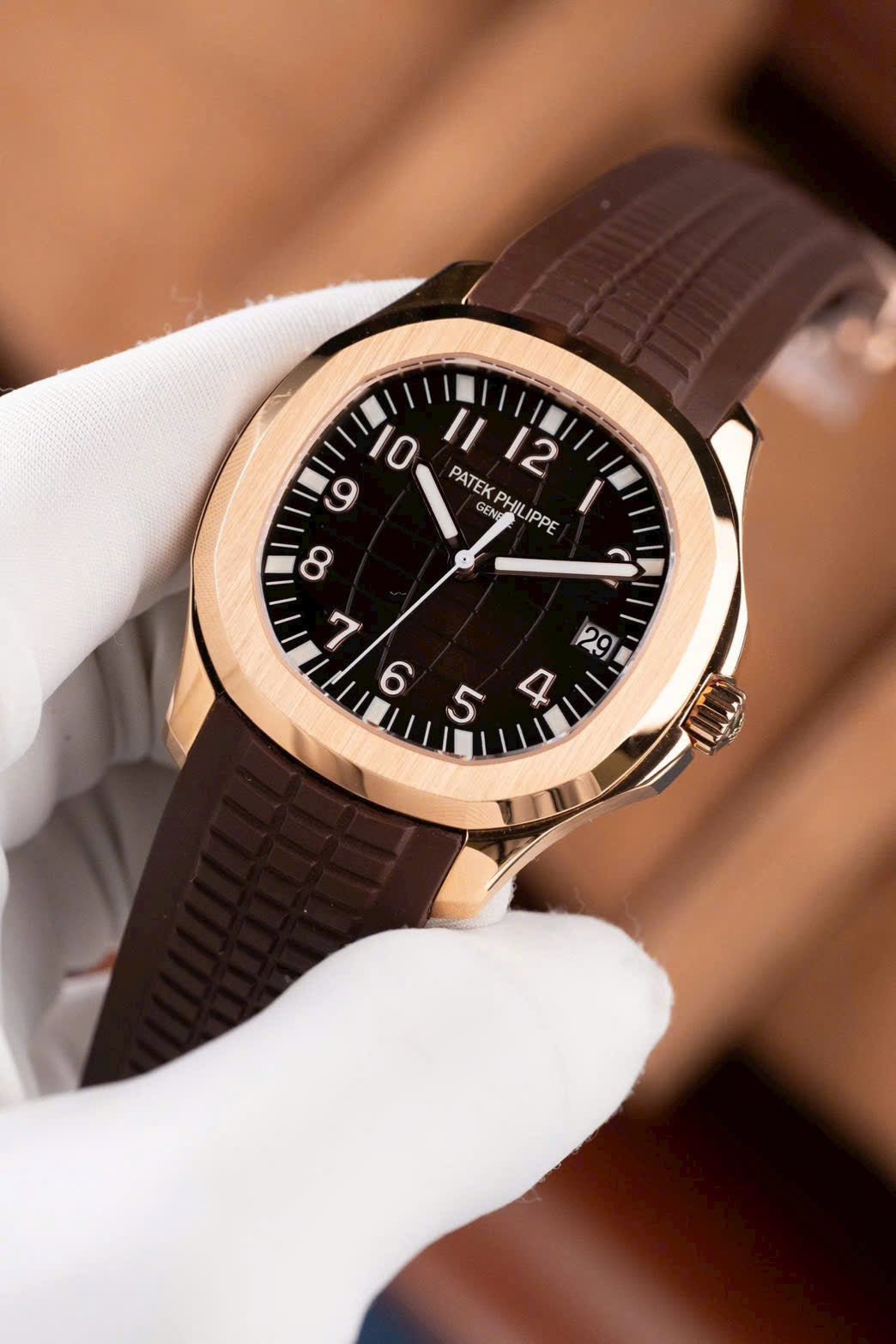 Patek Philippe Aquanaut 5167 Dial Brown Watch Rubber Strap 40mm - Image 2