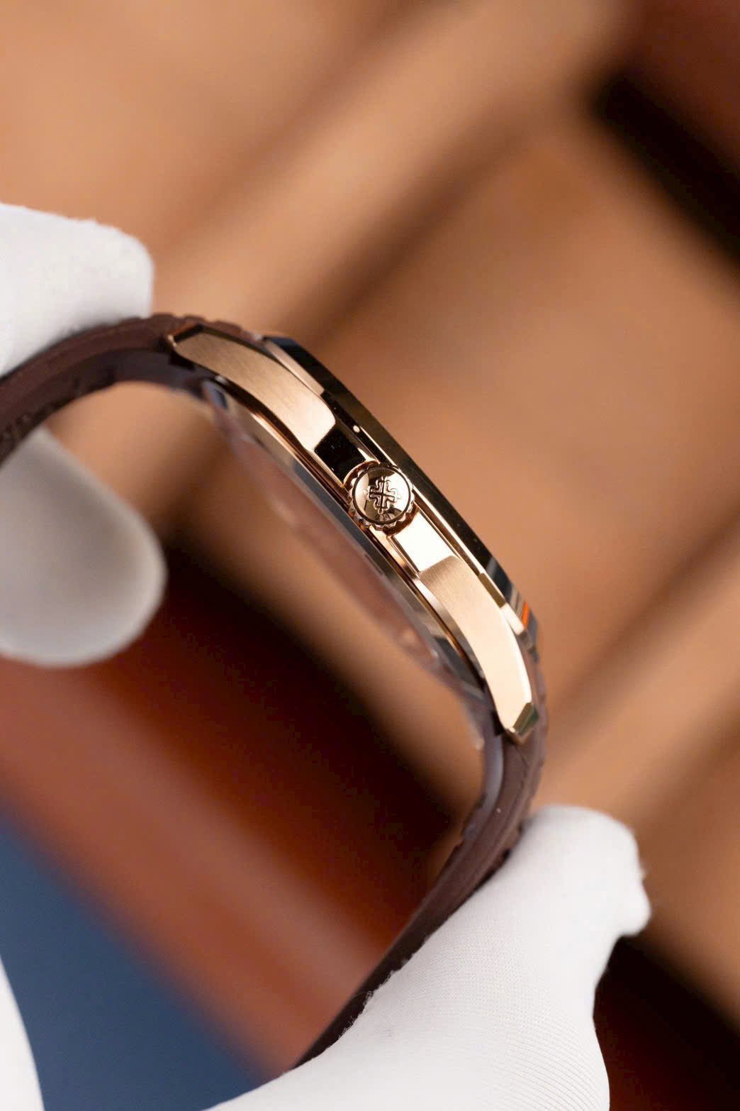 Patek Philippe Aquanaut 5167 Dial Brown Watch Rubber Strap 40mm - Image 8