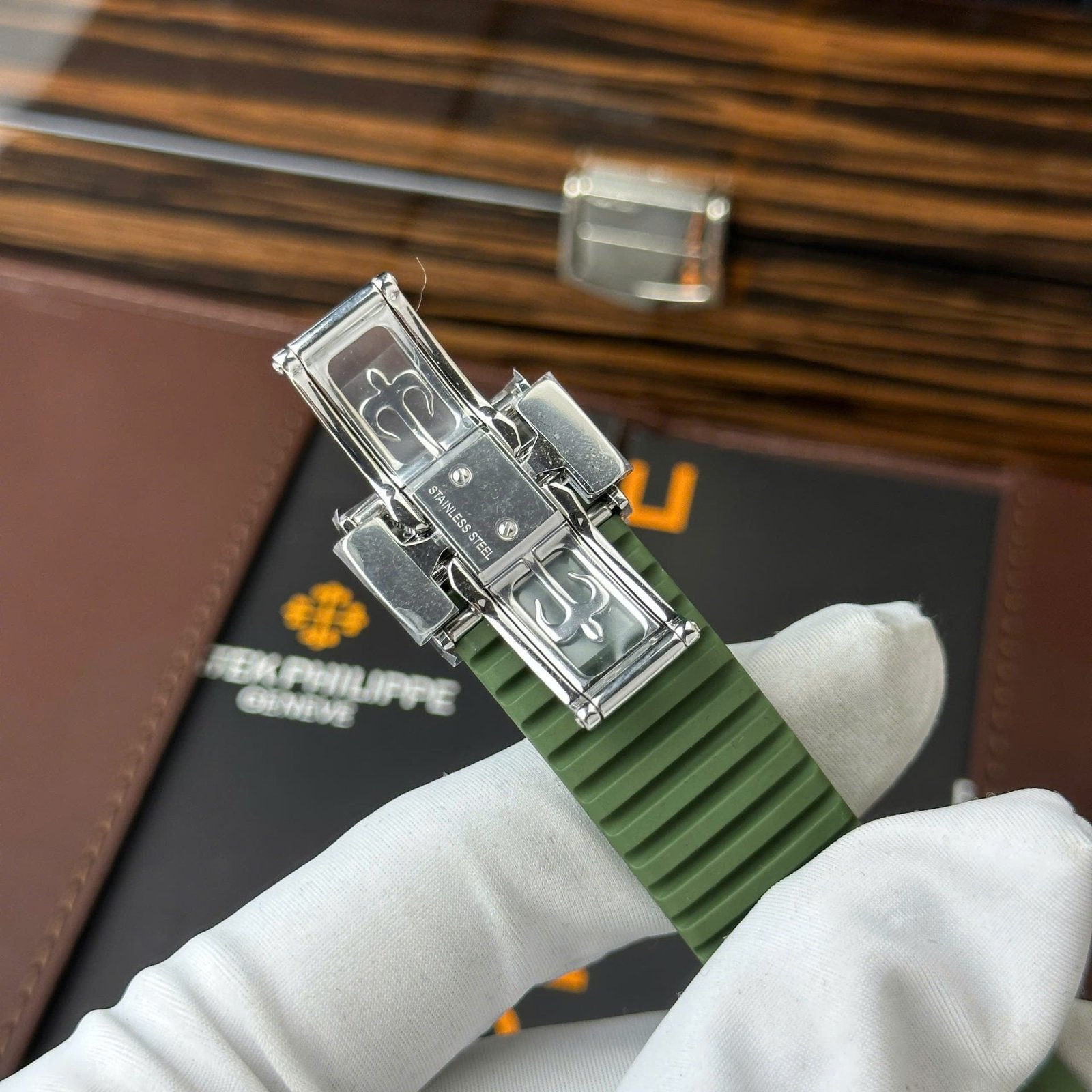 Patek Philippe Aquanaut 5168G Watch 42.2mm - Image 16