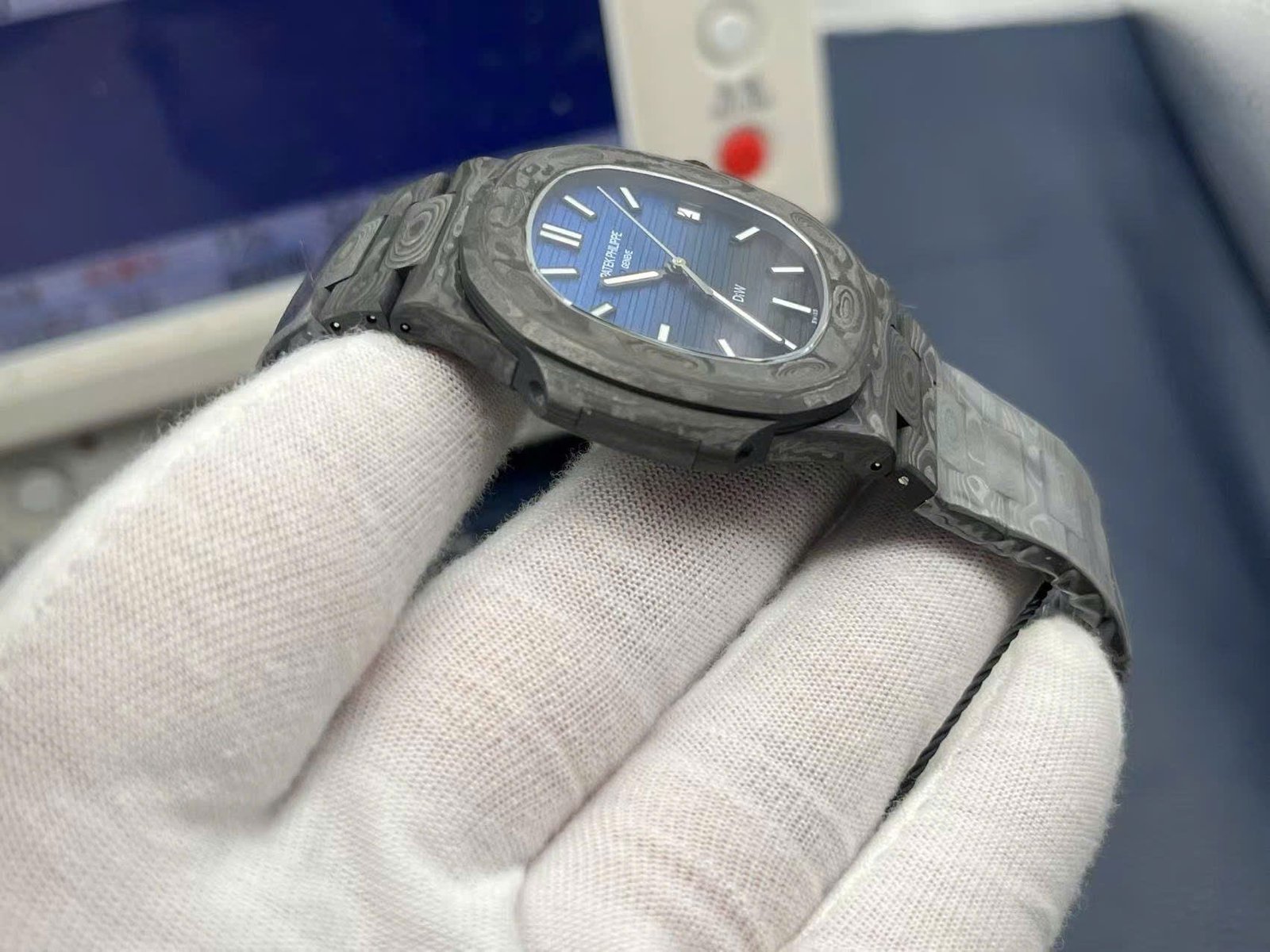 Patek Philippe Watch Natilus 5711 DIW Carbon Super Light 40mm - Image 5