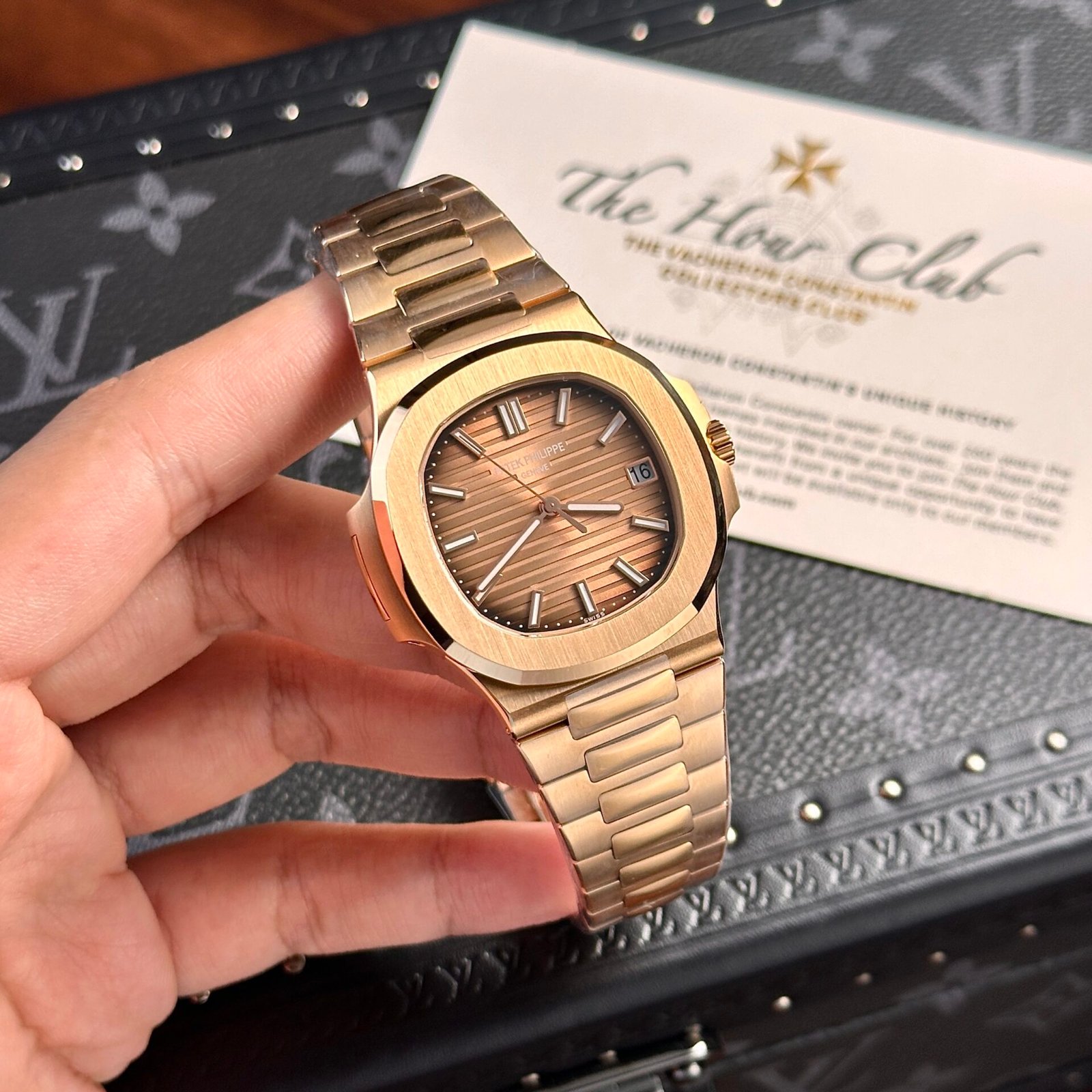 Patek Philippe Nautilus 5711 Brown Dial Rose Gold Case 40mm - Image 2