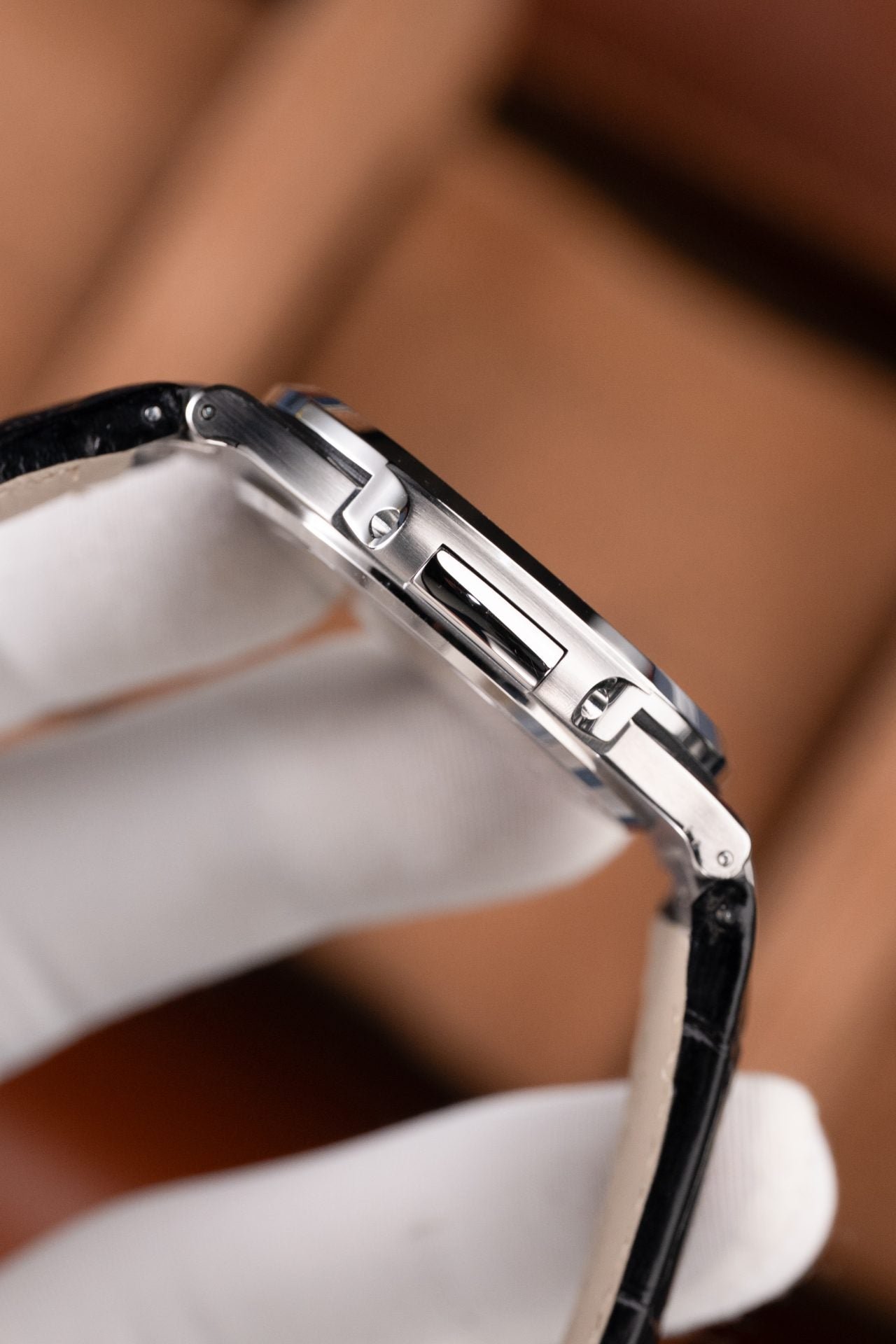 Patek Philippe Nautilus 5711 Watch Gray Dial Leather Strap 40mm - Image 8