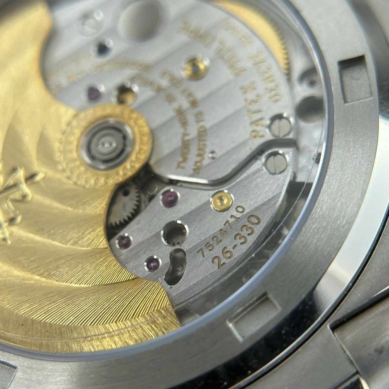 Patek Philippe Nautilus 5711 Watch Refined Full Options Like Auth 40mm - Image 12