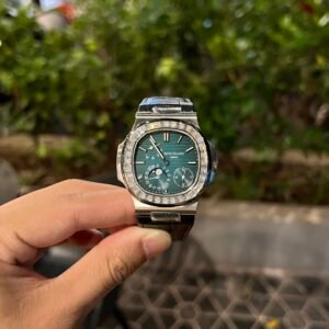 Patek Philippe Nautilus 5722G With Diamond Moissanite Watch 40mm