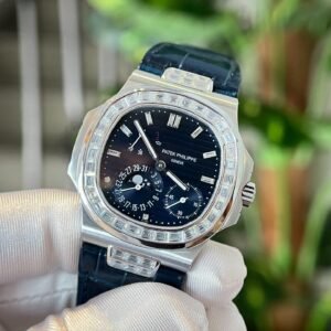 Patek Philippe Watch Nautilus 5724 Moissanite Diamonds Leather Strap 40mm