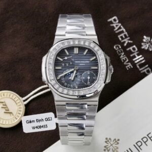 Patek Philippe Nautilus 5724G Dial Watch Diamonds Moissanite Baguette 40mm