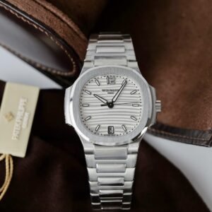 Patek Philippe Watch Nautilus 7118 White Dial Metal Wire 35.2mm