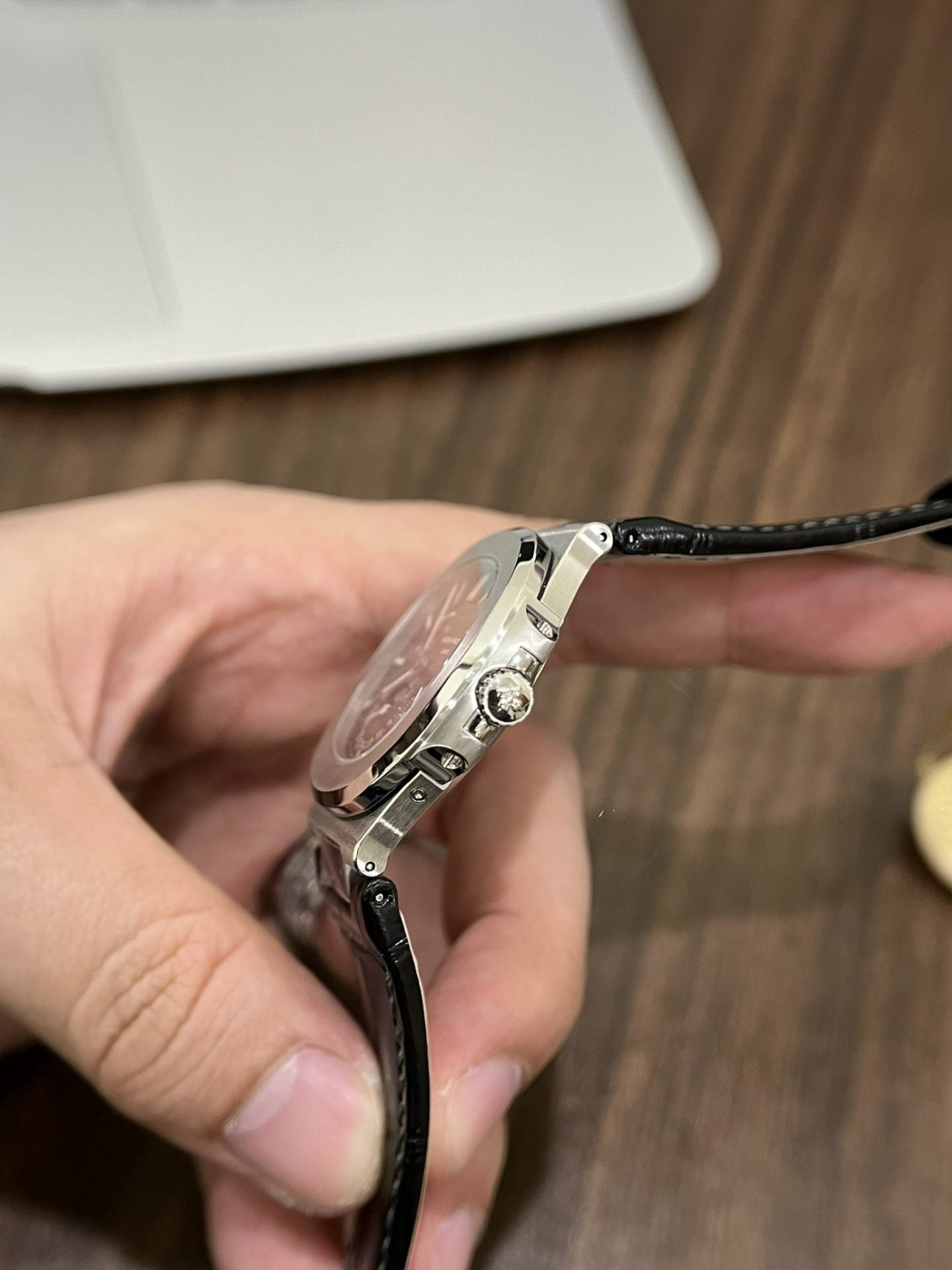 Patek Philippe Watch Nautilus 5712 Blue Dial Leather Strap 40mm - Image 5