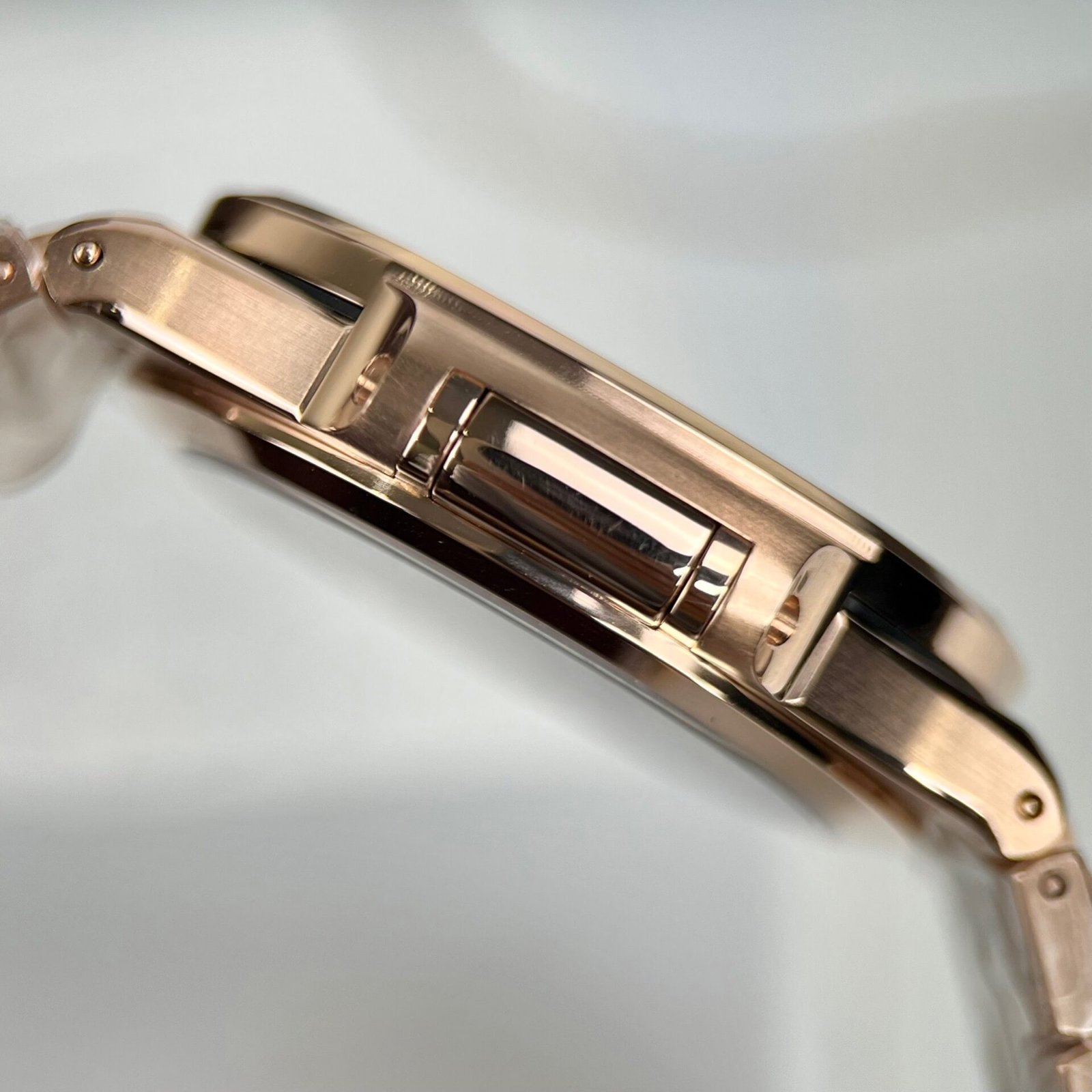 Patek Philippe Watch Nautilus 7118 Gold Wrapped White Dial 35.2mm - Image 6