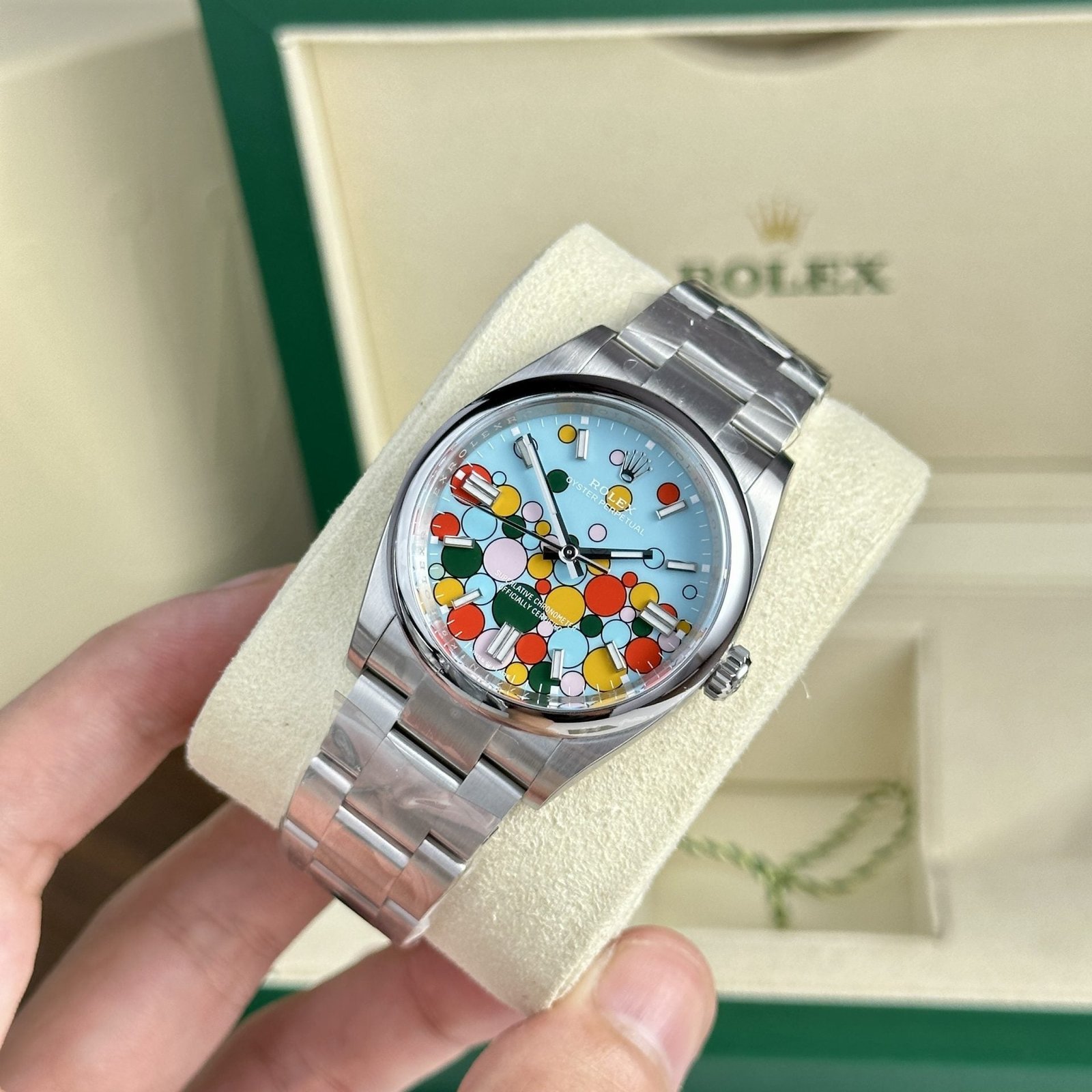 Rolex Oyster Perpetual 124300 Watch Celebration 36mm