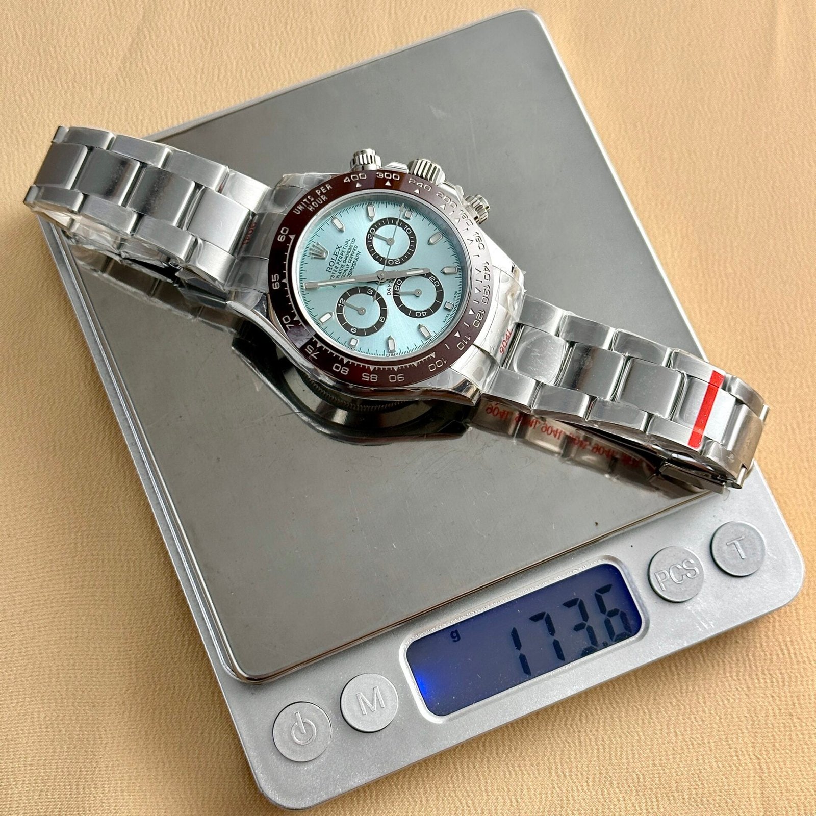 Rolex Cosmograph Daytona 116506 Watch 40mm - Image 2