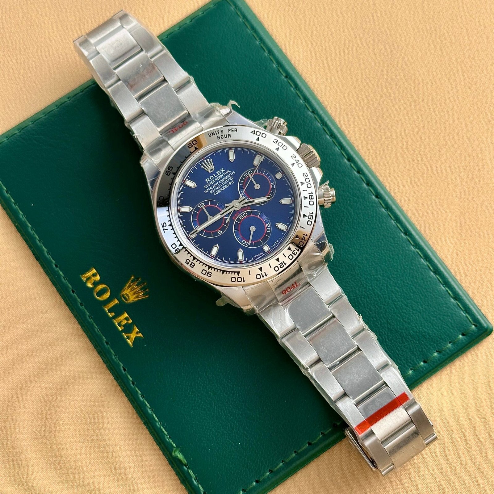 Rolex Cosmograph Daytona 116506 Watch Blue Dial 40mm - Image 3