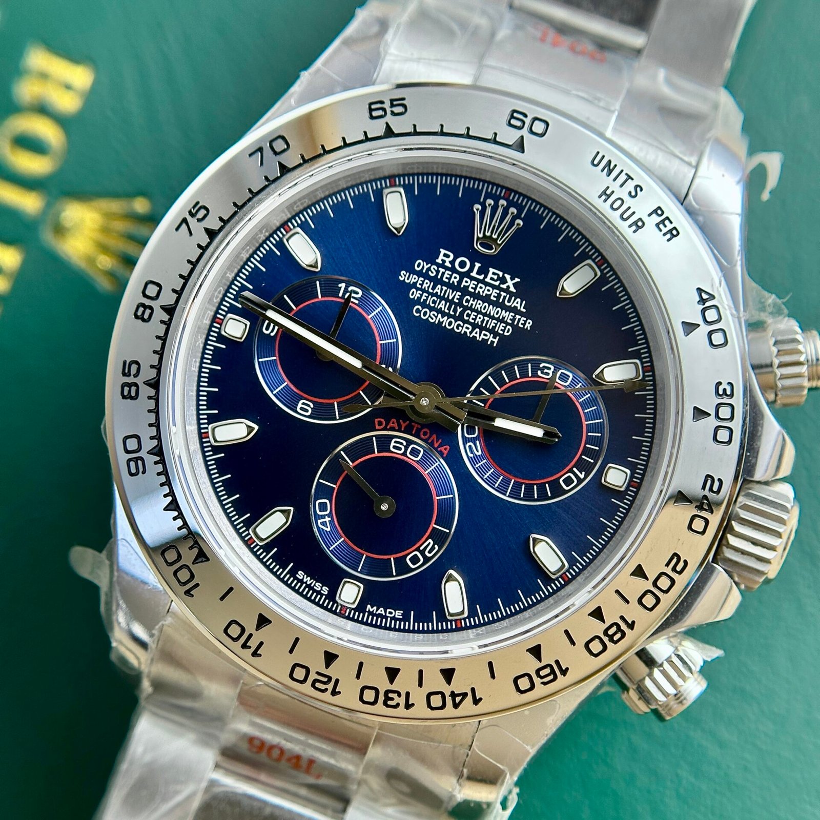 Rolex Cosmograph Daytona 116506 Watch Blue Dial 40mm - Image 4