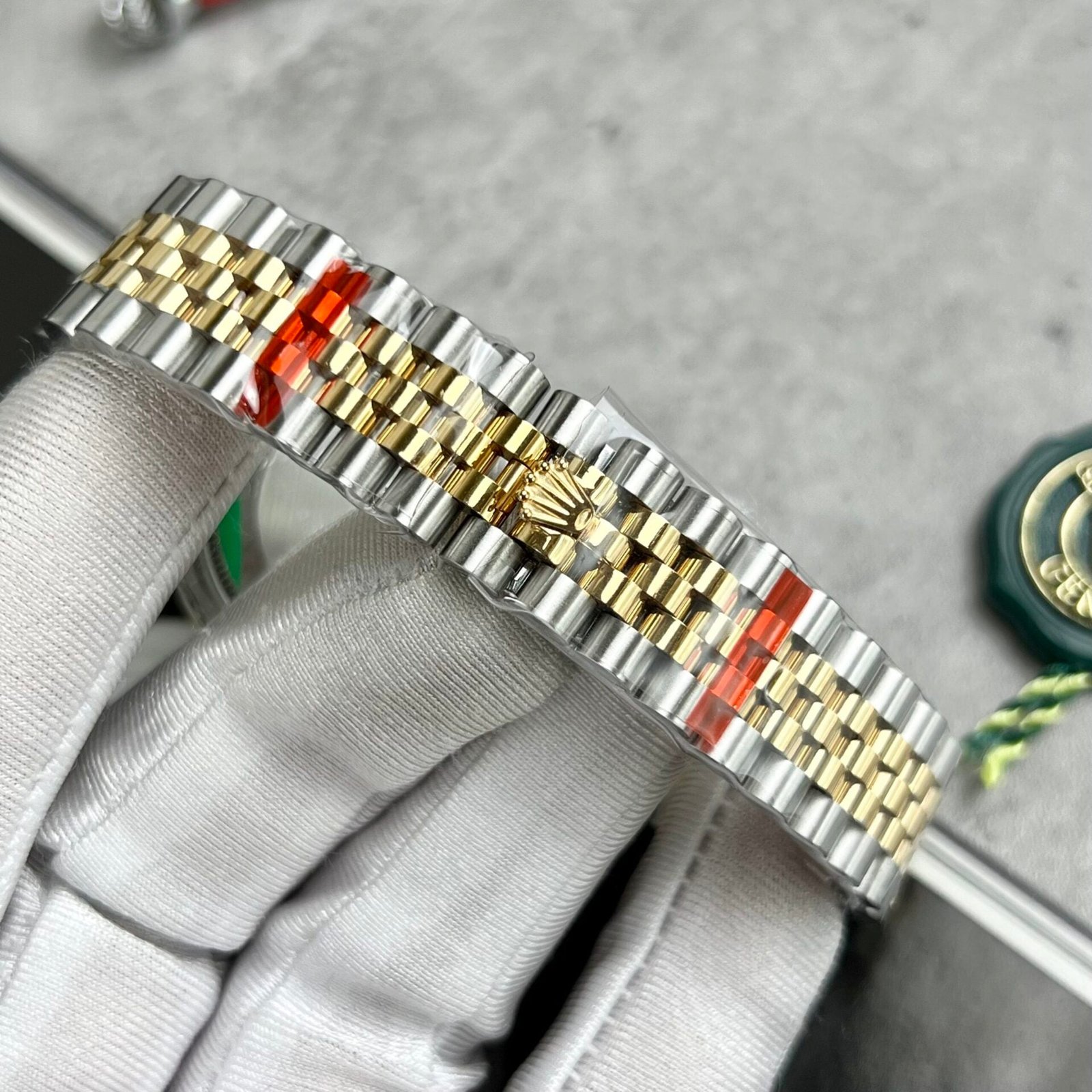 Rolex Watch Date Just Mother of Pearl Dial Demi Gold Dial 31mm - Image 6