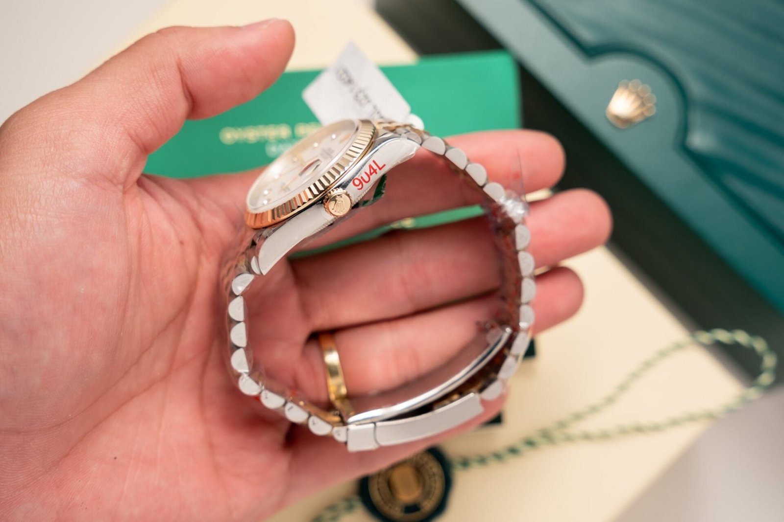 Rolex Watch Date Just Mother Of Pearl Dial Gold Wrapped 36mm - Image 6