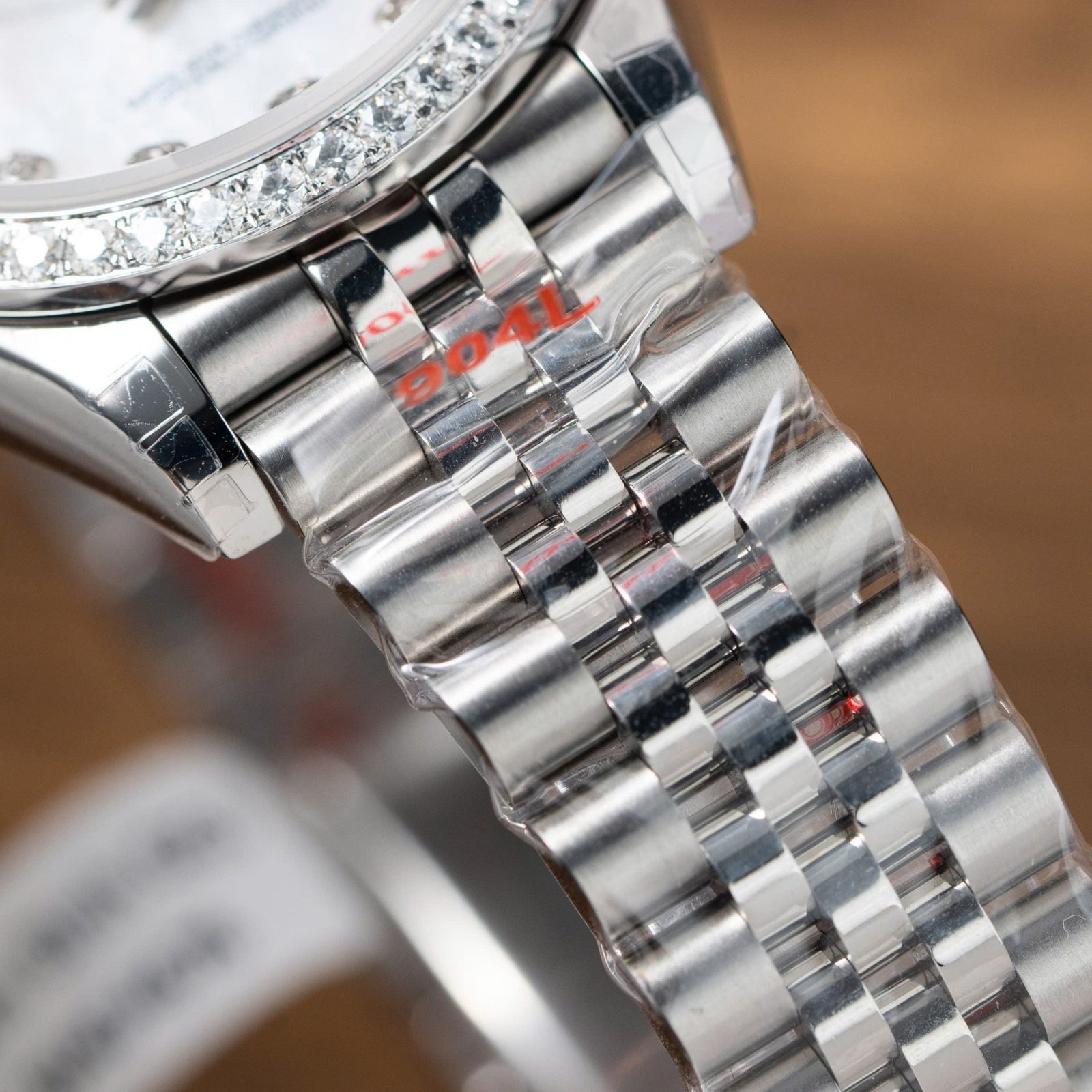 Rolex DateJust Watch Mother Of Pearl Dial With Moissanite Bezel 31mm - Image 9