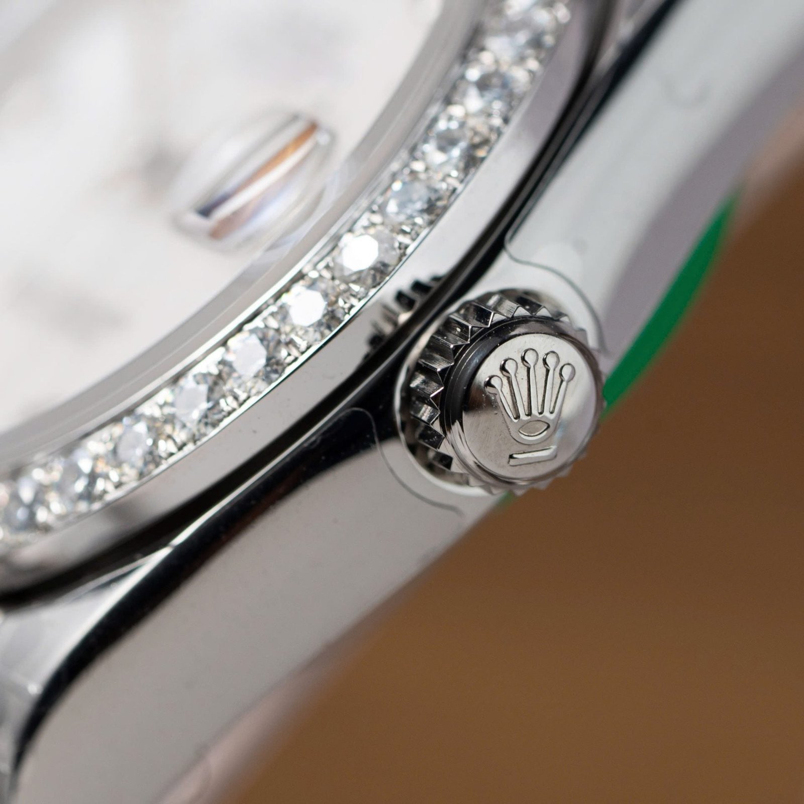 Rolex DateJust Watch Mother Of Pearl Dial With Moissanite Bezel 31mm - Image 6