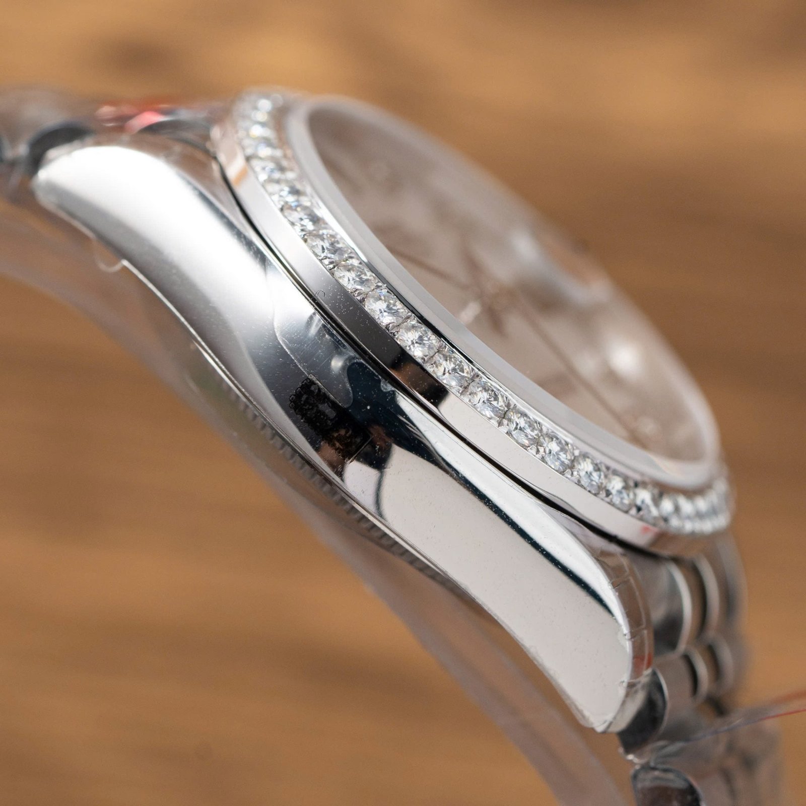 Rolex DateJust Watch Mother Of Pearl Dial With Moissanite Bezel 31mm - Image 8