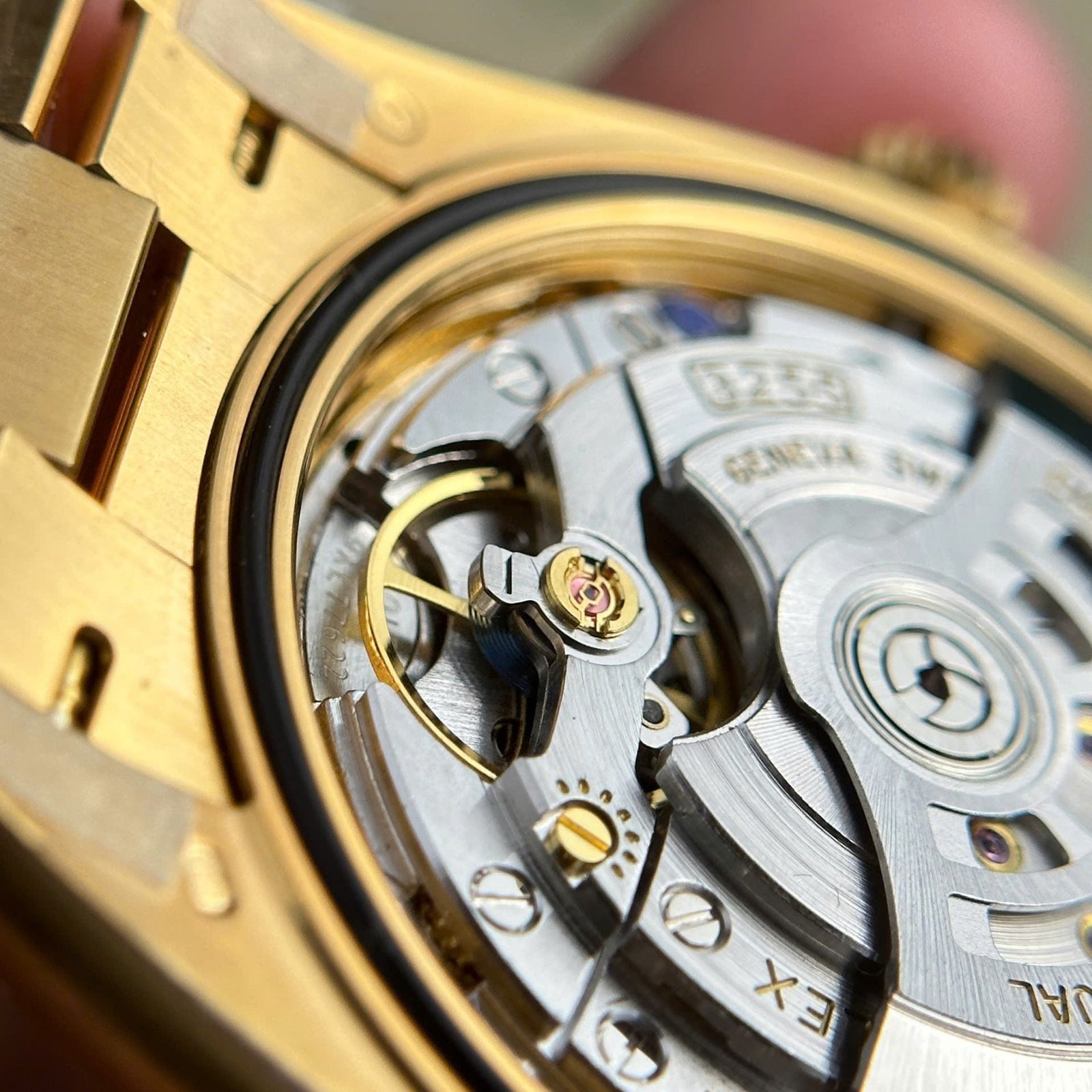 Rolex Day-Date 228238 Watch Yellow Dial President Strap 40mm - Image 12