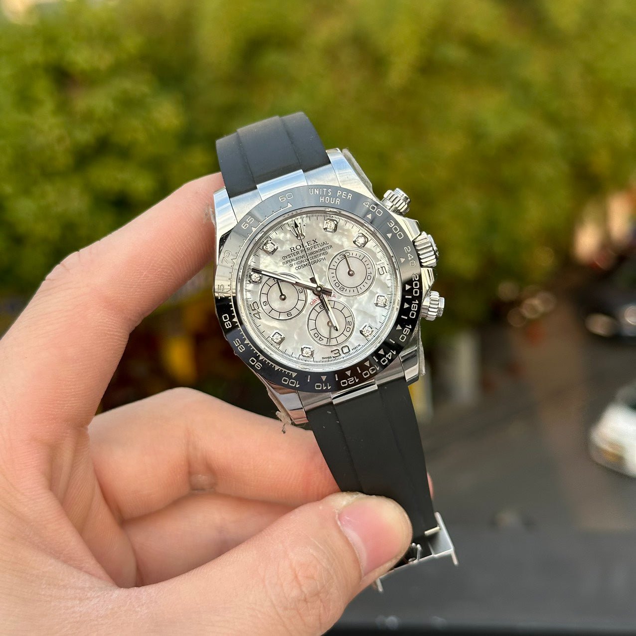 Rolex Watch Daytona Mother Of Pearl & Moissanite Diamonds Dial 40mm - Image 3