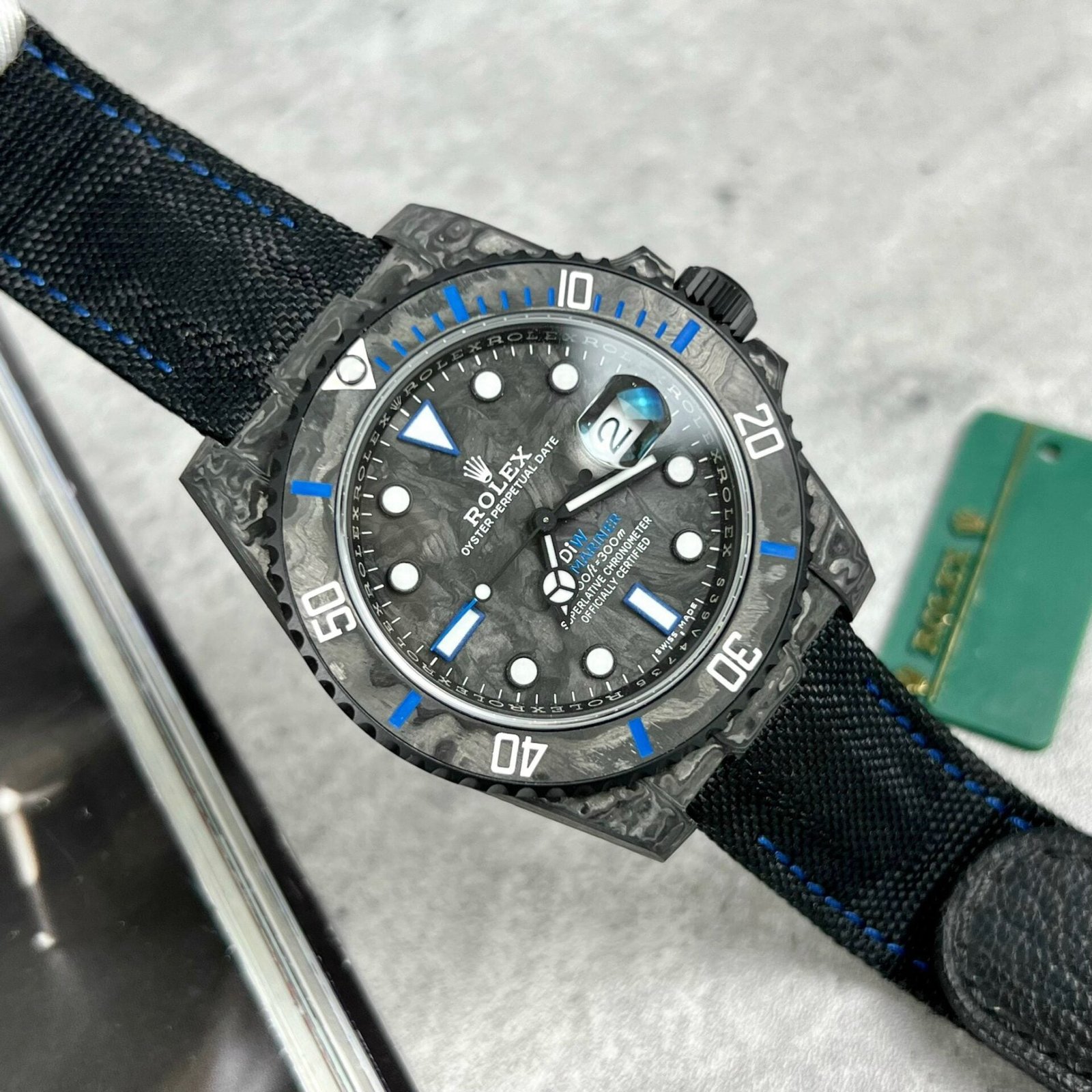 Rolex Diw Watch Carbon Ultra Light 40mm - Image 3