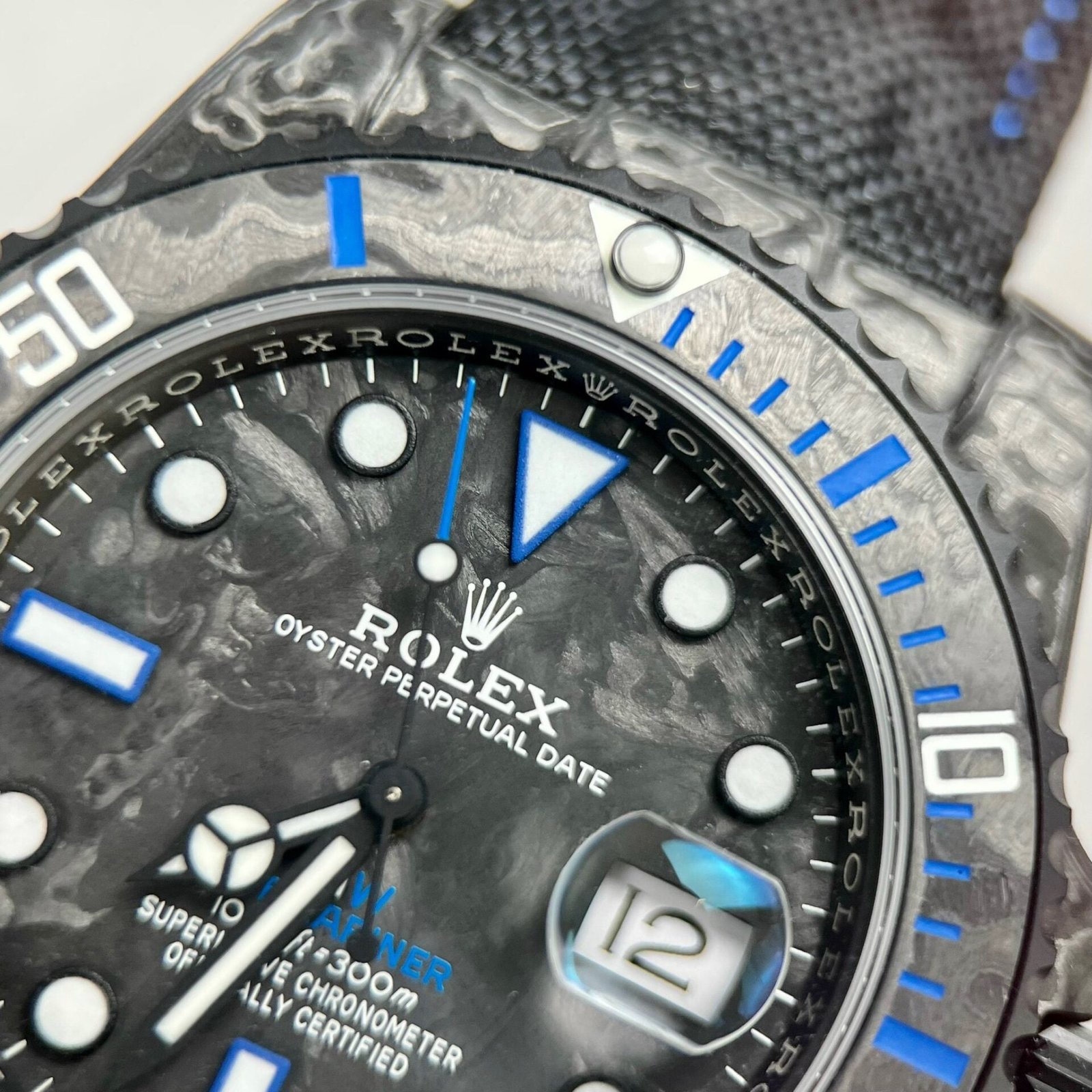 Rolex Diw Watch Carbon Ultra Light 40mm - Image 5