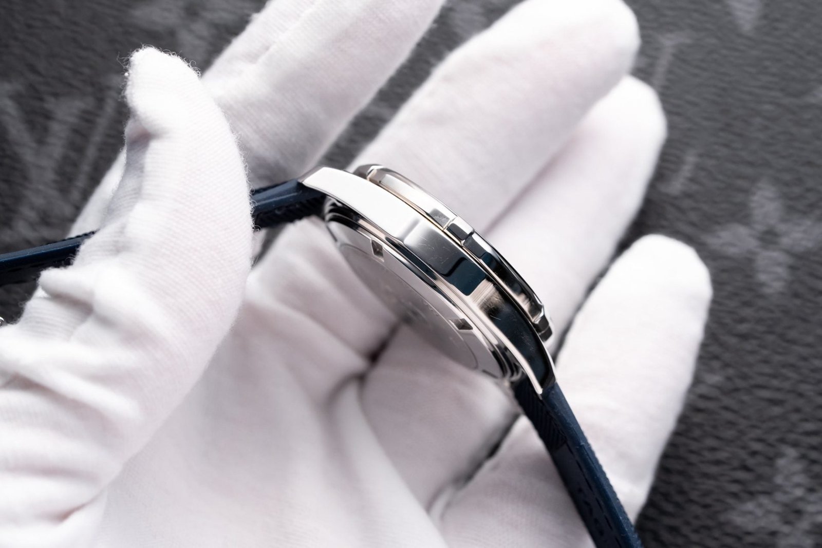 Tag Heuer Aquaracer Watch Mother Of Pearl Dial Leather Strap 35mm - Image 4