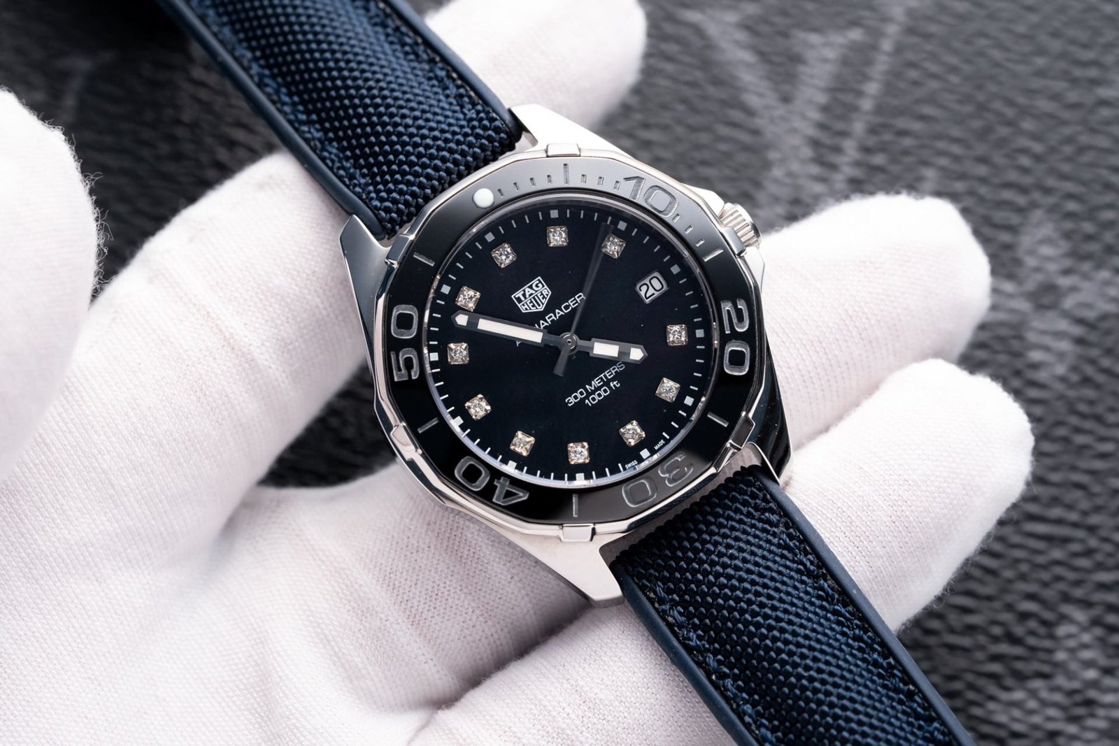 Tag Heuer Aquaracer Watch Mother Of Pearl Dial Leather Strap 35mm